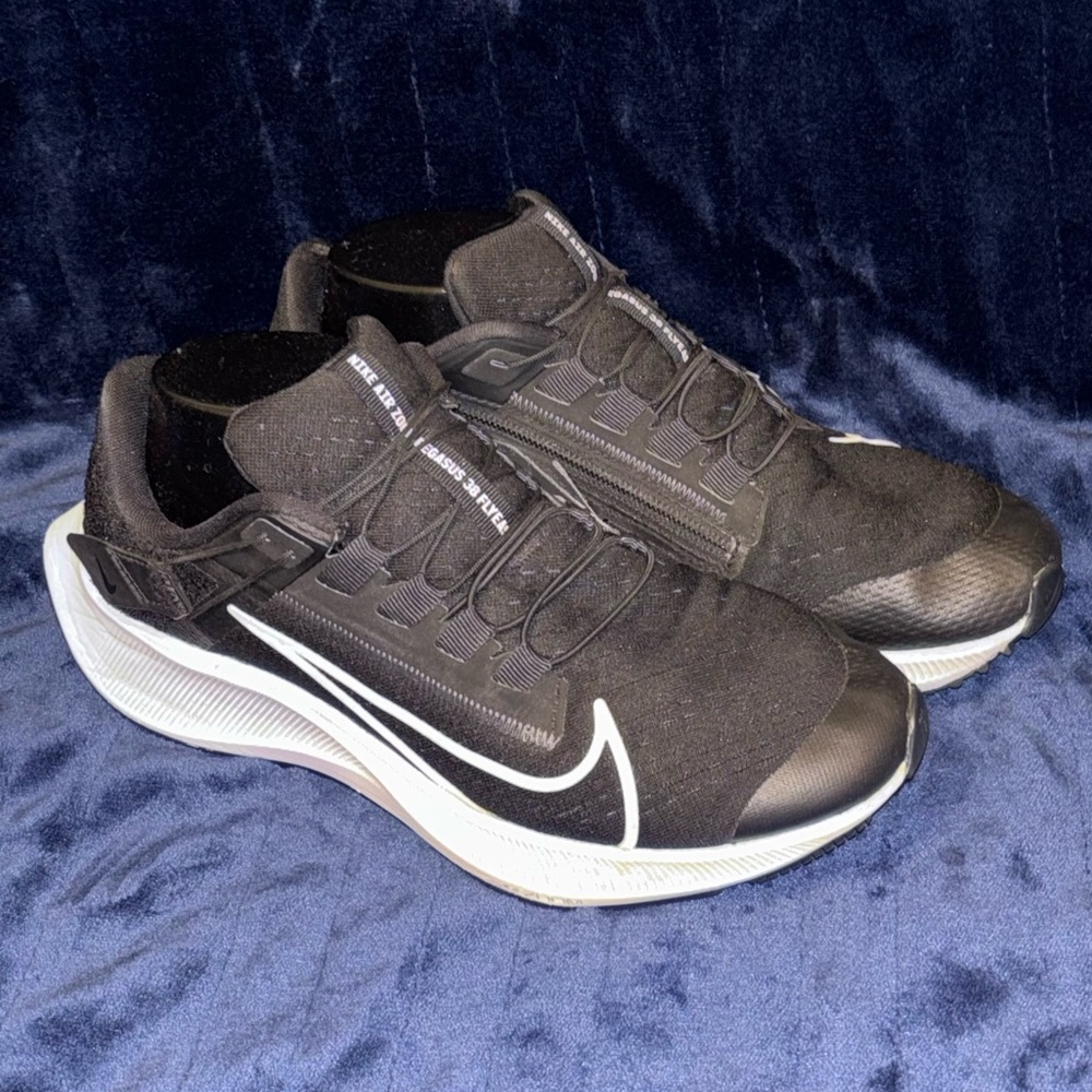 Nike Air Zoom Pegasus 38 FlyEase Sz 8.5 Womens Black Zipper Laces Running Shoes
